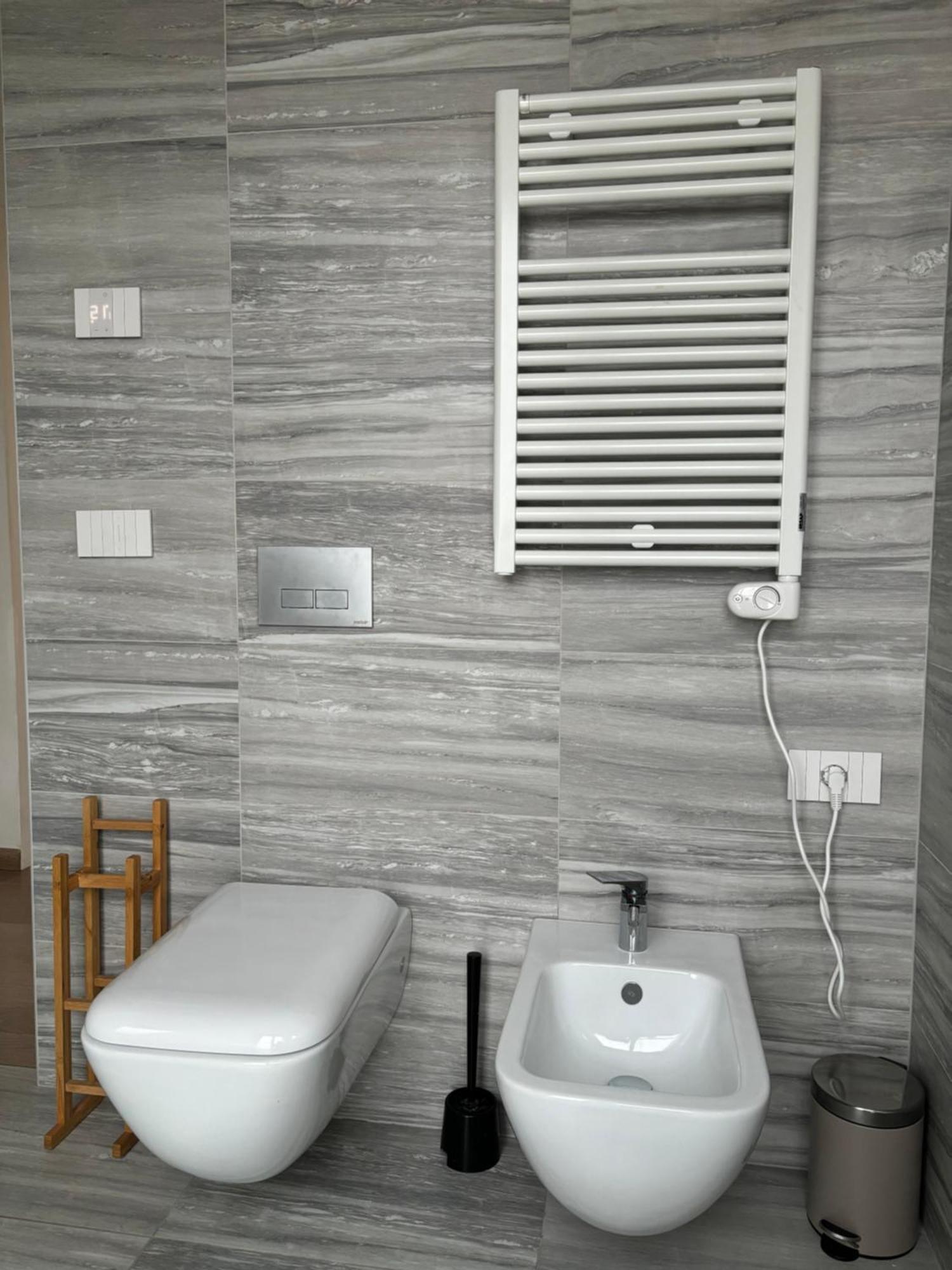 Apartamento Torre Skyview Gym Pool & Rooftop Milán